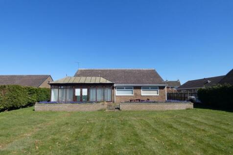 4 bedroom detached bungalow for sale