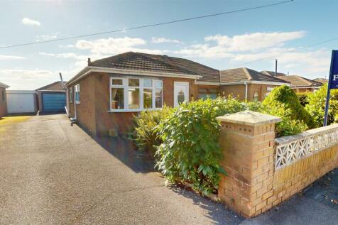 3 bedroom semi-detached bungalow for sale