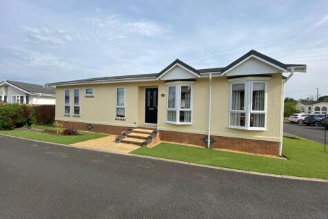 2 bedroom park home for sale