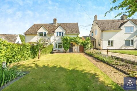 2 bedroom semi-detached house for sale
