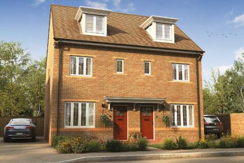 3 bedroom town house for sale