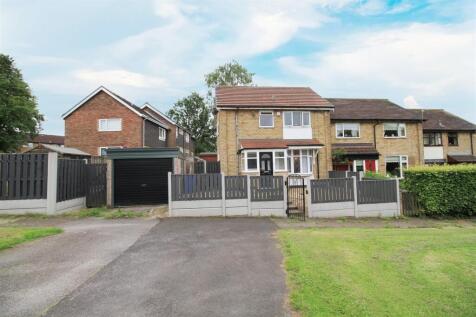 2 bedroom semi-detached house for sale