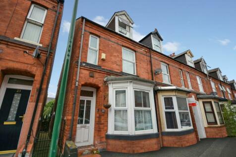 4 bedroom terraced house for sale