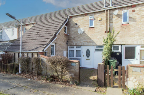 Beambridge Place, Basildon SS13 3 bed terraced house for sale
