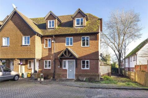 3 bedroom end of terrace house for sale