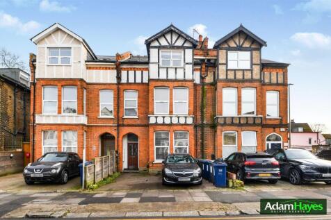 Ballards Lane, London N3 2 bed apartment for sale