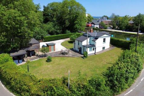 3 bedroom character property for sale