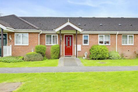 2 bedroom terraced bungalow for sale