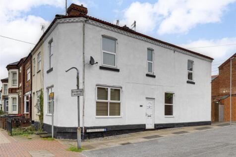 Derby Road, Stapleford NG9 3 bed end of terrace house for sale