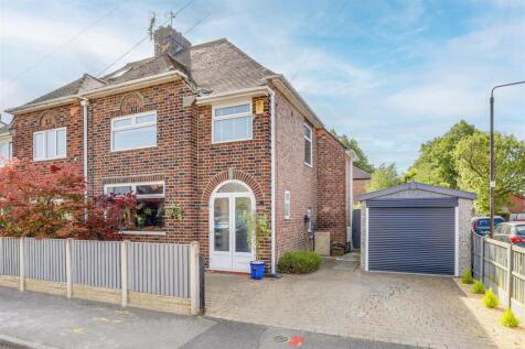 Oakleys Road, Long Eaton NG10 3 bed semi