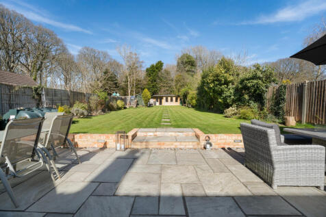 Bromley Green Road, Ashford TN26 2EG 5 bed detached house for sale