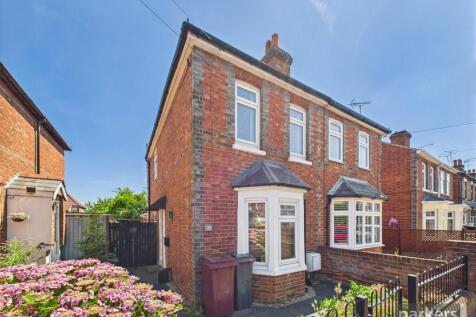 Briants Avenue, Reading RG4 3 bed semi