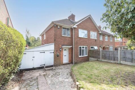 3 bedroom end of terrace house for sale