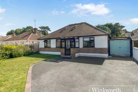 4 bedroom bungalow for sale