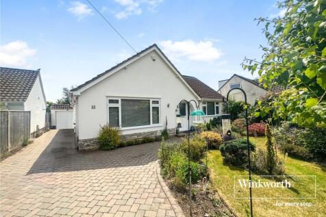 Morden Avenue, Dorset BH22 4 bed detached house for sale