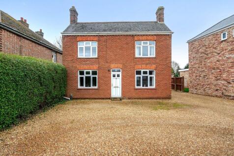 Eastrea Road, Whittlesey... 3 bed detached house for sale