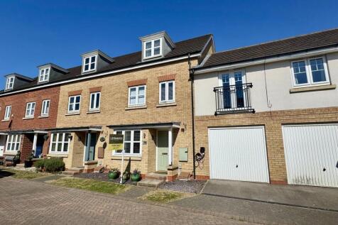 4 bedroom terraced house for sale