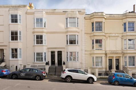 York Road, Hove 2 bed apartment for sale