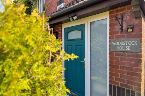 Alder Close, Newton Abbot TQ12 3 bed detached house for sale