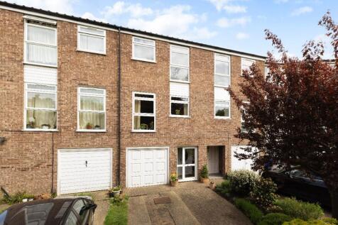 Vineyard Row, Hampton Wick KT1 4 bed townhouse for sale