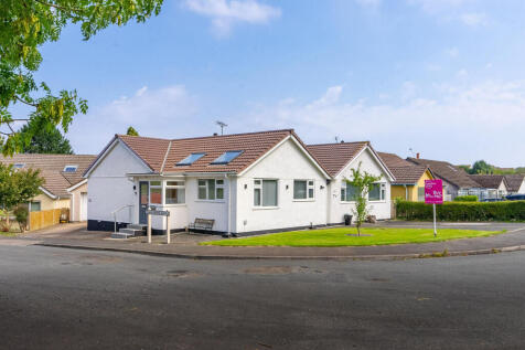 3 bedroom detached bungalow for sale