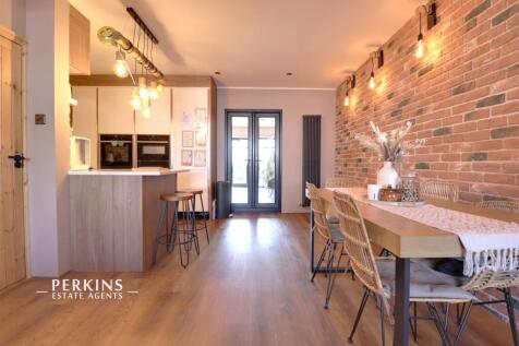 Greenford, UB6 4 bed terraced house for sale