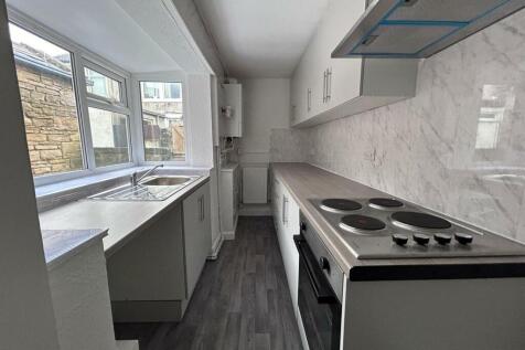 Burnley Road, Padiham 2 bed terraced house for sale