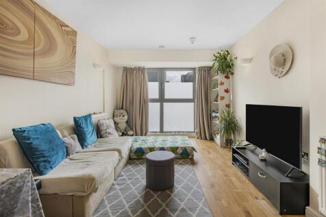 Throwley Way, Sutton 1 bed apartment for sale