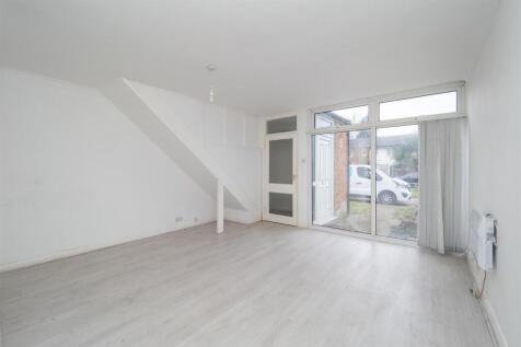 Lennox Gardens, Croydon 2 bed terraced house for sale