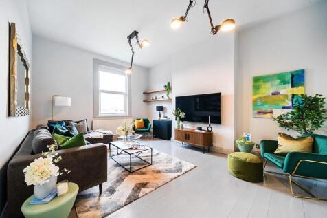Priory Park Road, Queens Park... 2 bed flat for sale