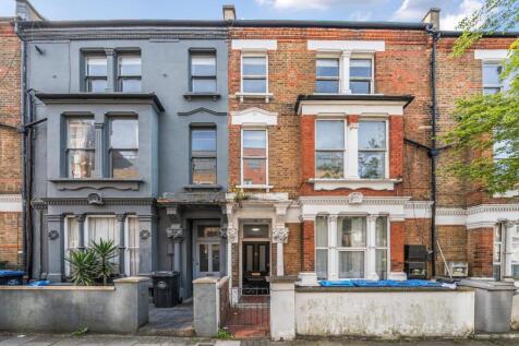 Glengall Road, Queens Park, London, NW6 2 bed flat for sale
