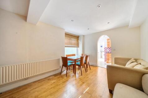 Glengall Road, London, NW6 2 bed flat for sale