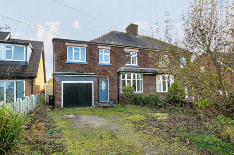 3 bedroom semi-detached house for sale