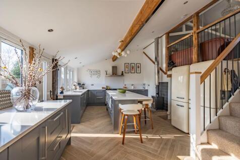 Claxton Corner, Claxton 2 bed barn conversion for sale