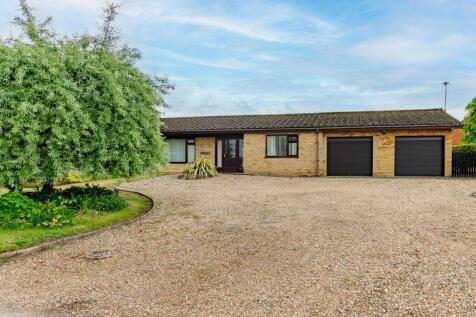 Mill Road, Ashby St. Mary 2 bed detached bungalow for sale