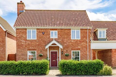 4 bedroom detached house for sale