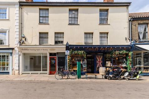 1 bedroom maisonette for sale