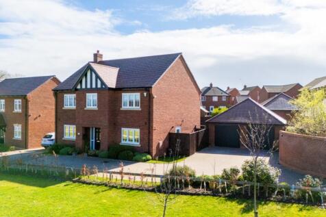 Fleming Drive, Streethay, Lichfield. 5 bed detached house for sale