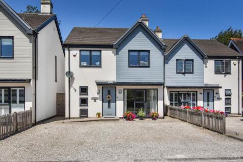 Main Street, Alrewas. 4 bed detached house for sale