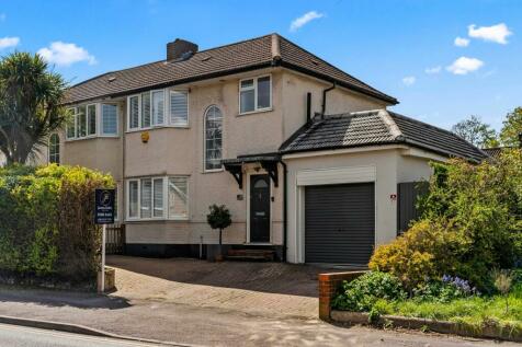 4 bedroom semi-detached house for sale