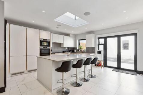 Rosehill Avenue, Sutton, SM1 5 bed terraced house for sale
