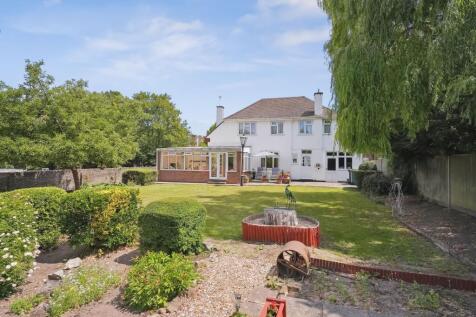 Brighton Road, Sutton, SM2 3 bed detached house for sale