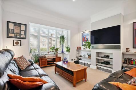 Carshalton Road, Sutton, SM1 3 bed semi