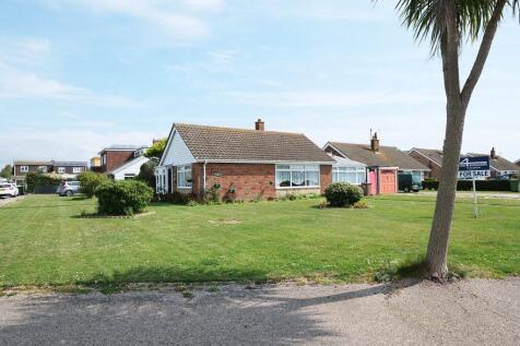 Abbottsbury, Pagham, Bognor Regis... 2 bed detached bungalow for sale