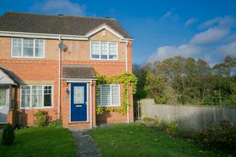 2 bedroom semi-detached house for sale