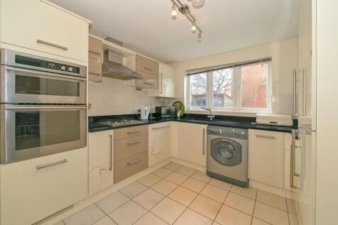 Bewdley Grove, Broughton, MK10 4 bed link detached house for sale