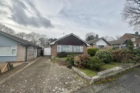 4 bedroom detached bungalow for sale