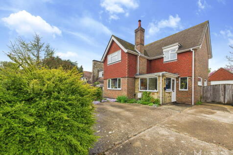 Decoy Drive, Eastbourne BN22 4 bed detached house for sale