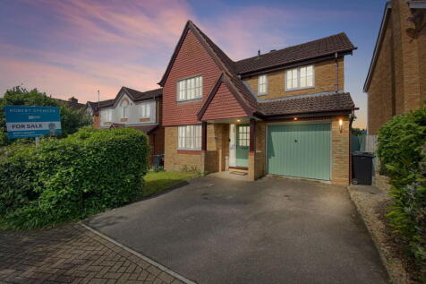 Grampian Way, Grantham NG31 4 bed detached house for sale