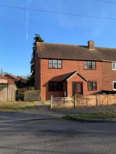 Stool Close Road, Doncaster DN9 3 bed semi